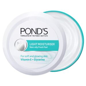 POND’S Light Face Moisturizer 250ml